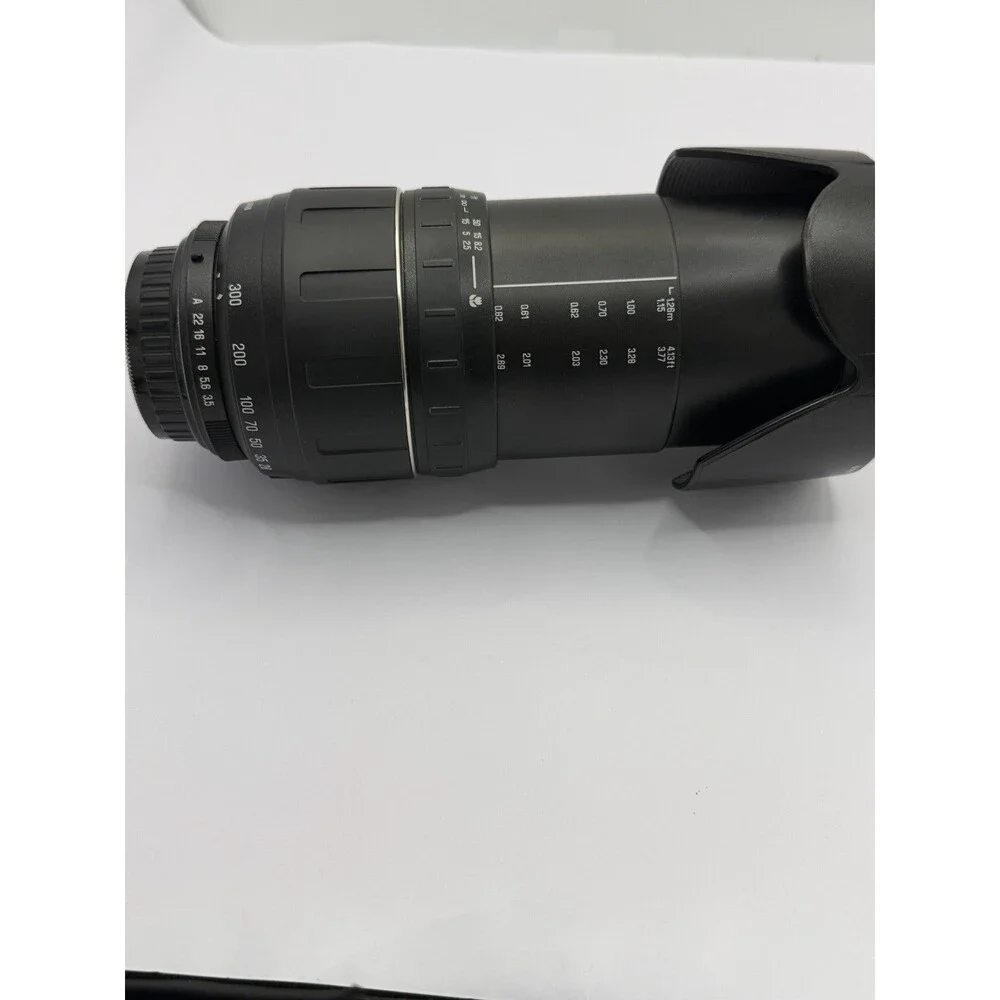 Tamron 28-300mm f/3.5-6.3 AF Macro Lens for Pentax K w/Hood Caps